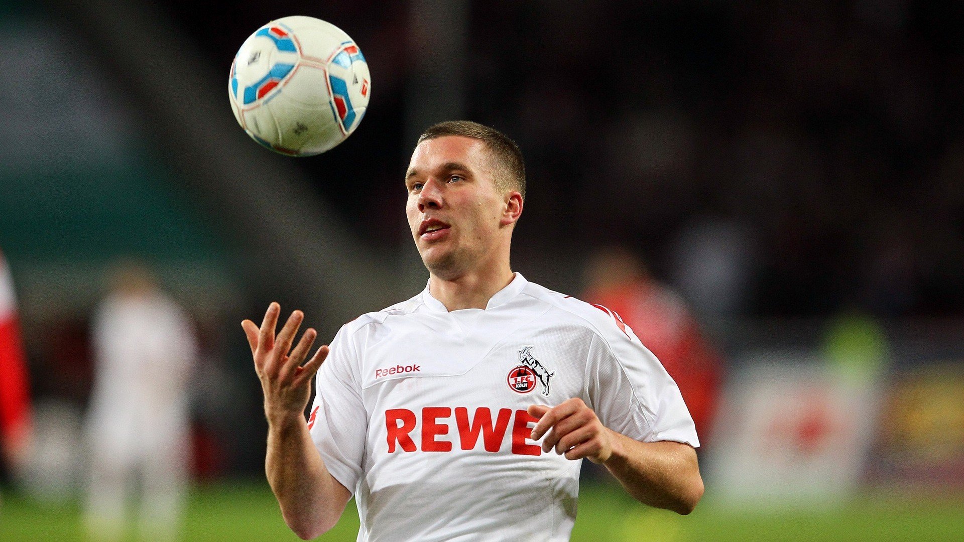 楚阿梅尼，当加勒比海风撞上欧洲红墙，一个中场新王的加冕礼